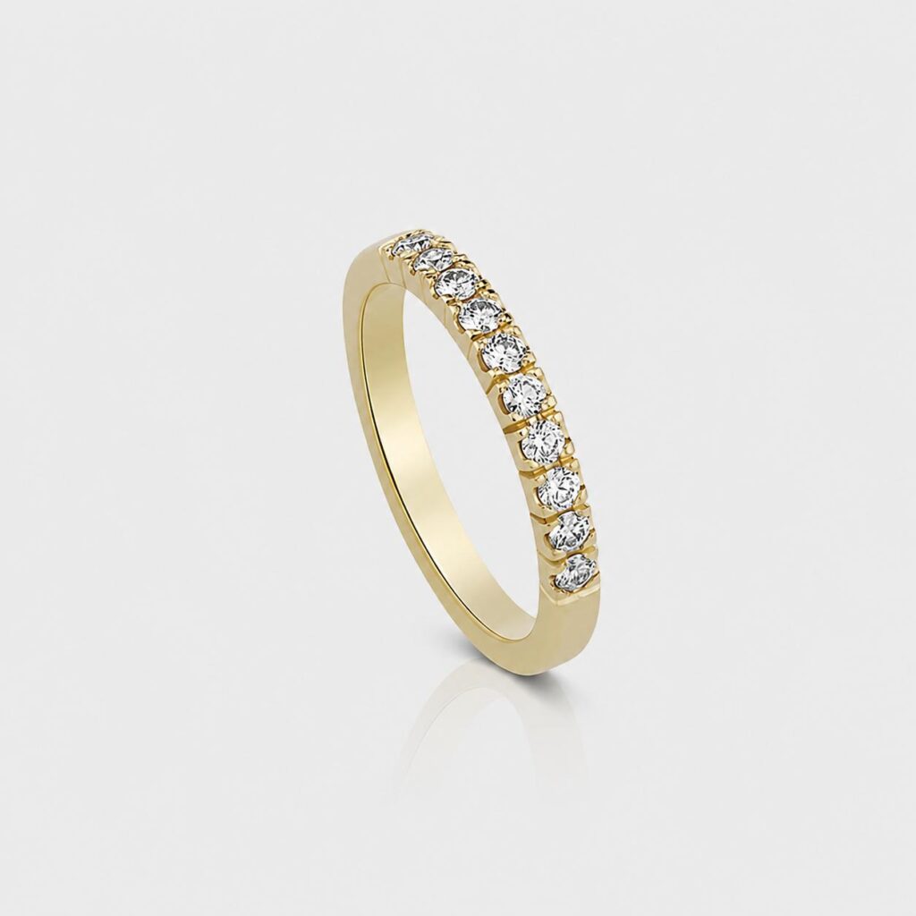 The Diamond Crest Ring