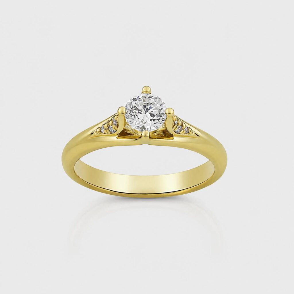 Round engagement ring
