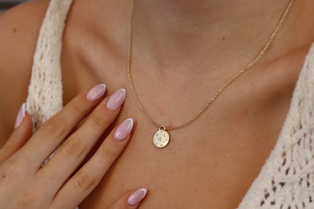 שרשרת גלקסיה משובצת יהלומים