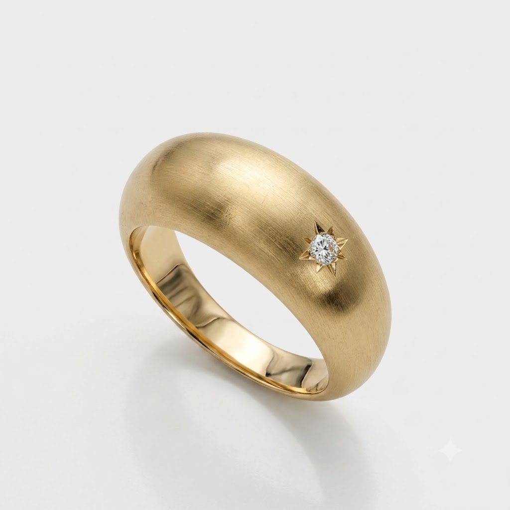 4R86B Elegant Gold Diamond Ring - Image 1